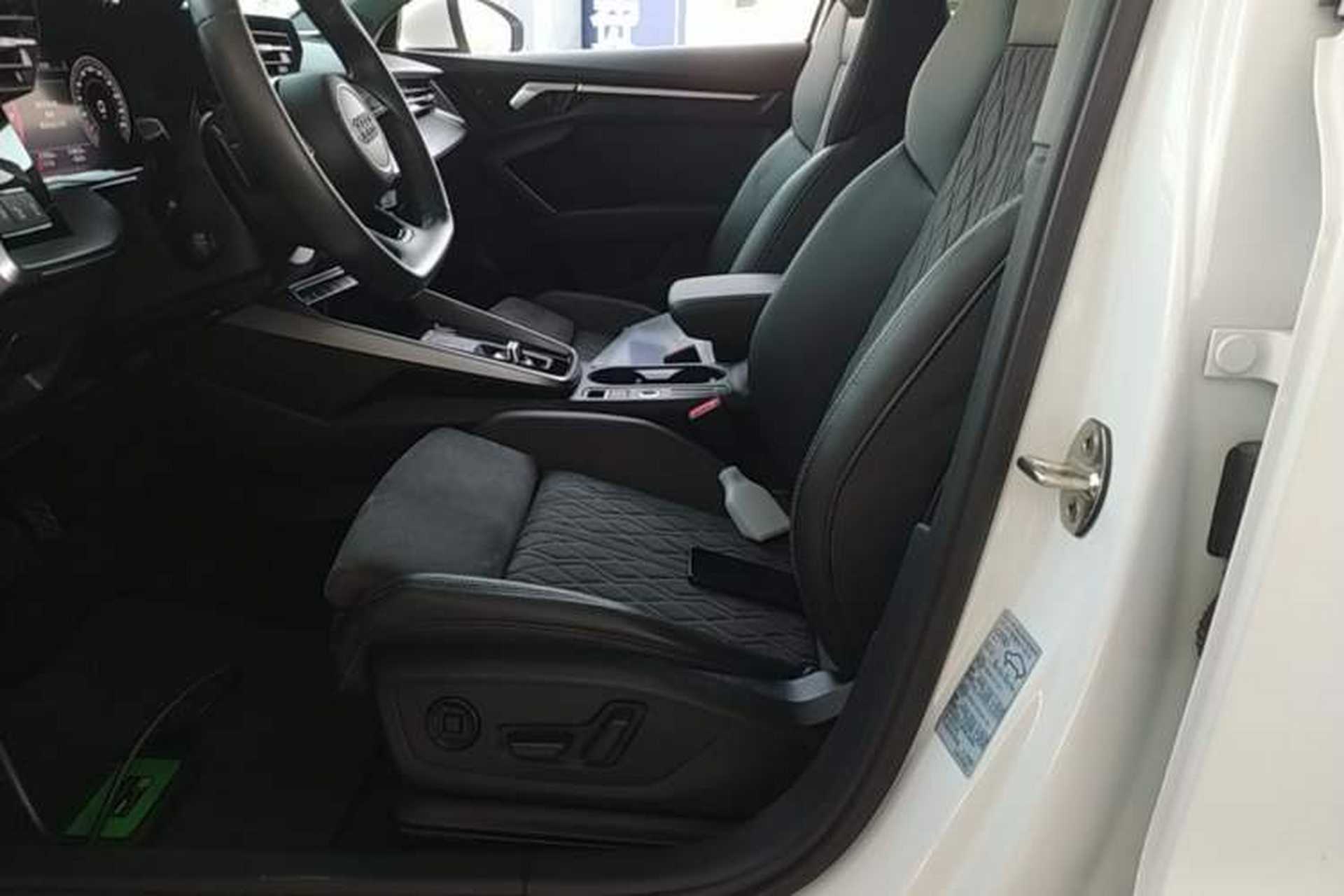 Used Audi A3 2022 A3L Limousine 35 TFSI Luxury Sport Edition Left Front Seat