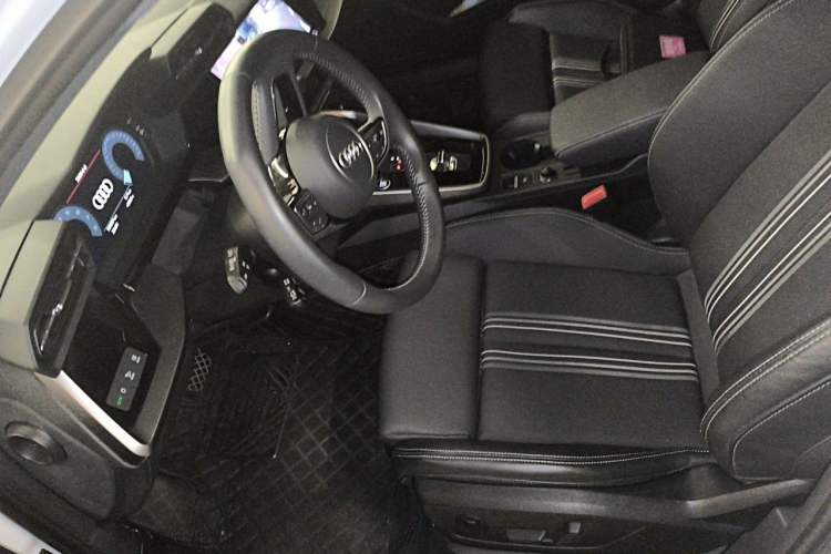 Used Audi A3 2022 Sportback 35 TFSI Fashionable Sports Model Left Front Seat