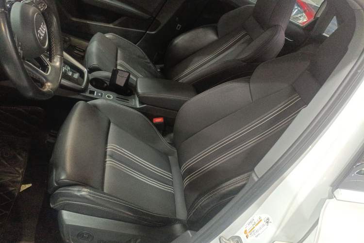 Used Audi A3 2022 A3L Limousine 35 TFSI Fashion Sport Model Left Front Seat