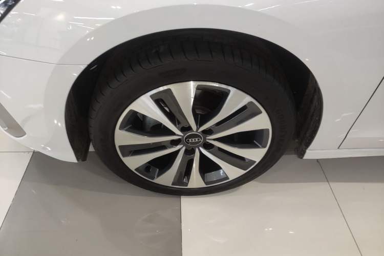 Used Audi A3 2022 A3L Limousine 35 TFSI Ambition Style Edition Left Front Wheel Hub