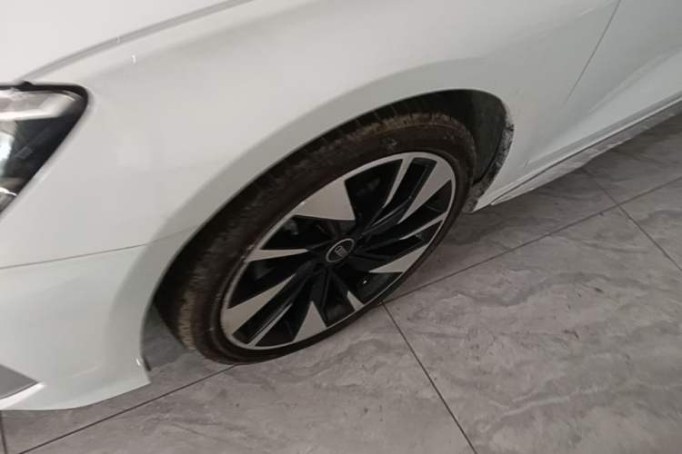 Used Audi A3 2022 A3L Limousine 35 TFSI Fashion Sport Model Left Front Wheel Hub