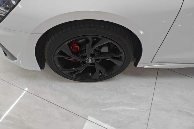 Used Audi A3 2022 Sportback 35 TFSI Fashionable Sports Model Left Front Wheel Hub