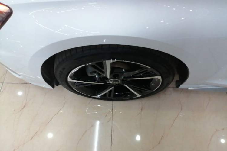 Used Audi A3 2022 Sportback 35 TFSI Fashionable Sports Model Left Front Wheel Hub