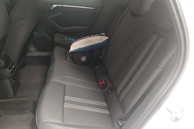 Used Audi A3 2022 A3L Limousine 35 TFSI Fashion Sport Model Left Rear Seat