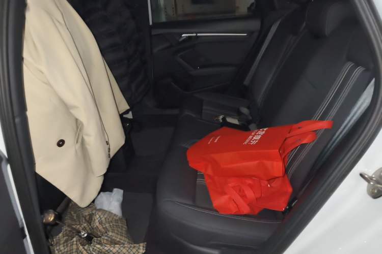 Used Audi A3 2022 A3L Limousine 35 TFSI Fashion Sport Model Left Rear Seat