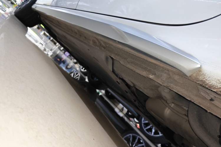 Used Audi A3 2022 A3L Limousine 35 TFSI Progressive Sport Edition Left Side Sill