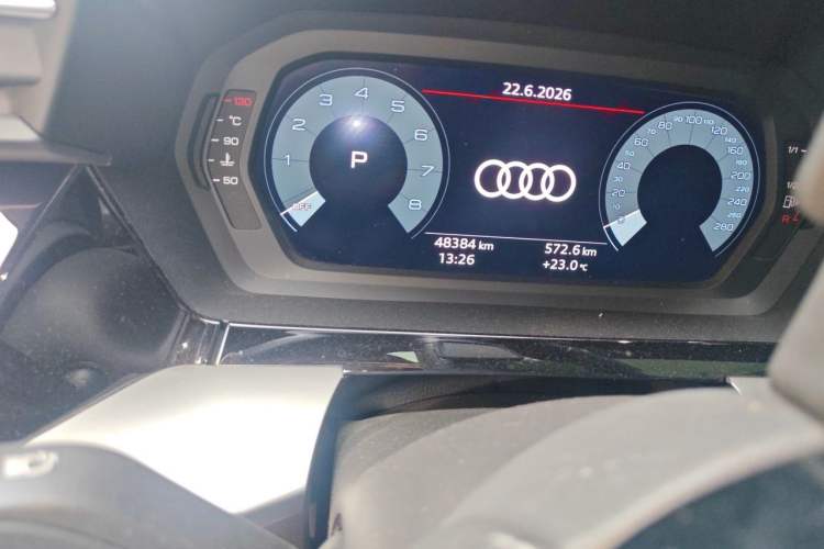 Used Audi A3 2022 A3L Limousine 35 TFSI Fashion Sport Model Odometer Close Up