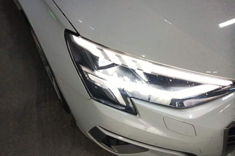 Used Audi A3 2022 A3L Limousine 35 TFSI Fashionable and Elegant Model Right Front Headlight