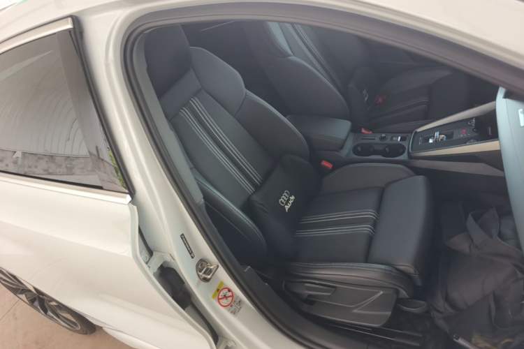 Used Audi A3 2022 A3L Limousine 35 TFSI Fashion Sport Model Right Front Seat