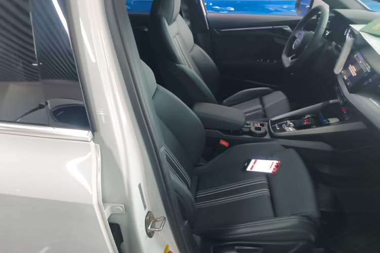 Used Audi A3 2022 A3L Limousine 35 TFSI Fashion Sport Model Right Front Seat