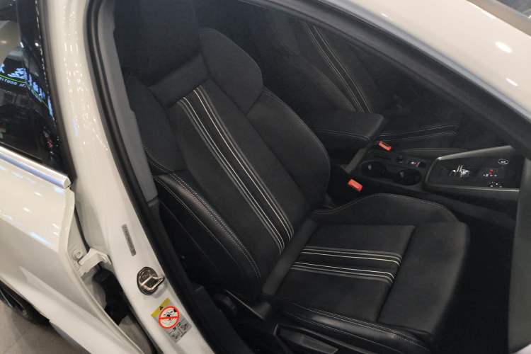 Used Audi A3 2022 Sportback 35 TFSI Fashionable Sports Model Right Front Seat