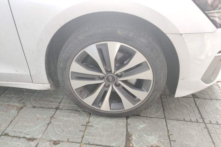 Used Audi A3 2022 A3L Limousine 35 TFSI Ambition Style Edition Right Front Wheel Hub