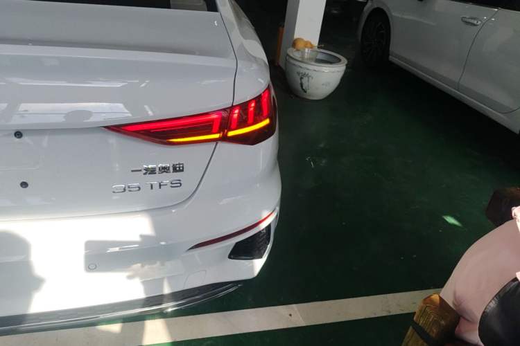 Used Audi A3 2022 A3L Limousine 35 TFSI Fashion Sport Model Right Rear Taillight