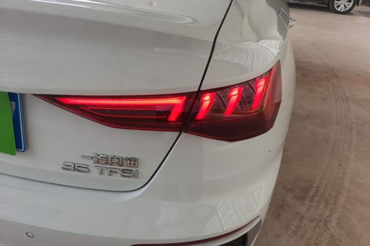 Used Audi A3 2022 A3L Limousine 35 TFSI Fashion Sport Model Right Rear Taillight