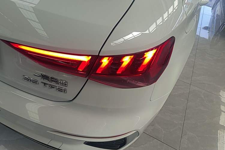 Used Audi A3 2022 Sportback 35 TFSI Fashionable Sports Model Right Rear Taillight