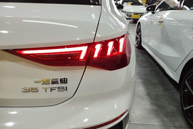 Used Audi A3 2022 Sportback 35 TFSI Fashionable Sports Model Right Rear Taillight