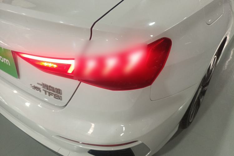 Used Audi A3 2022 A3L Limousine 35 TFSI Fashion Sport Model Right Rear Taillight