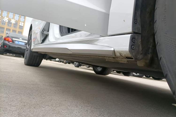 Used Audi A3 2022 Sportback 35 TFSI Fashionable Sports Model Right Side Sill