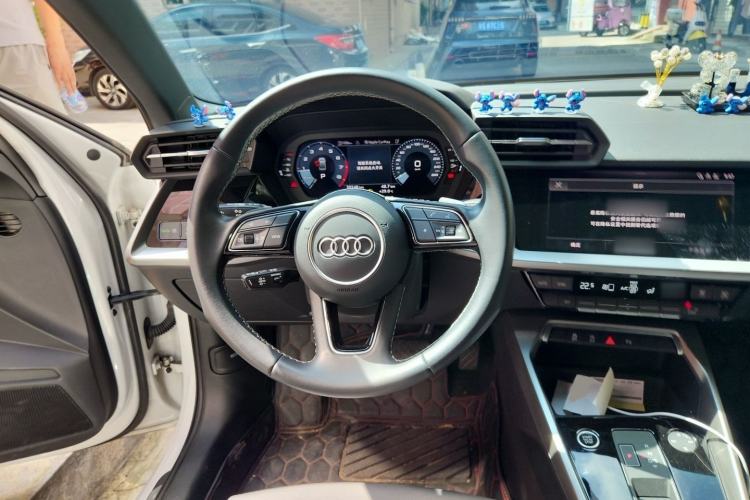 Used Audi A3 2022 A3L Limousine 35 TFSI Fashion Sport Model Steering Wheel