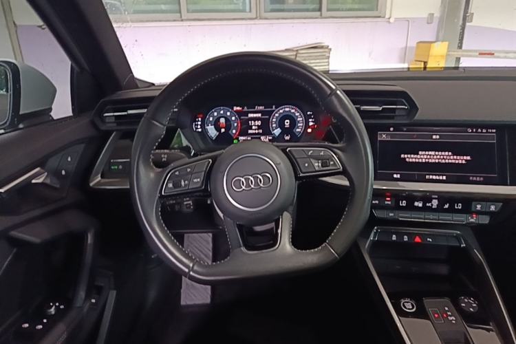 Used Audi A3 2022 Sportback 35 TFSI Fashionable Sports Model Steering Wheel