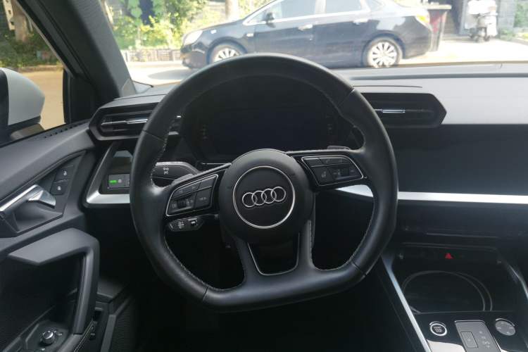 Used Audi A3 2022 Sportback 35 TFSI Fashionable Sports Model Steering Wheel