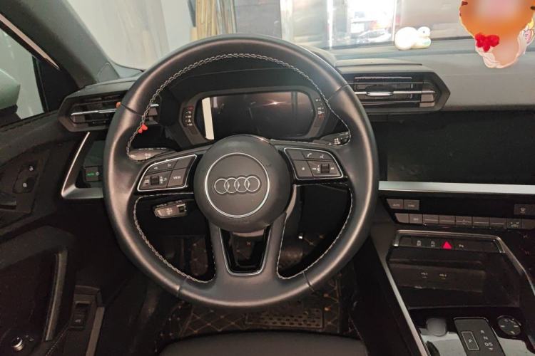 Used Audi A3 2022 Sportback 35 TFSI Fashionable Sports Model Steering Wheel