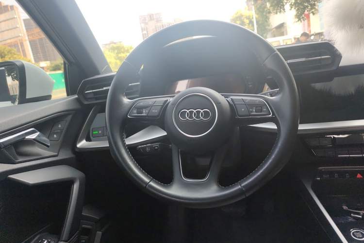 Used Audi A3 2022 Sportback 35 TFSI Fashionable Sports Model Steering Wheel