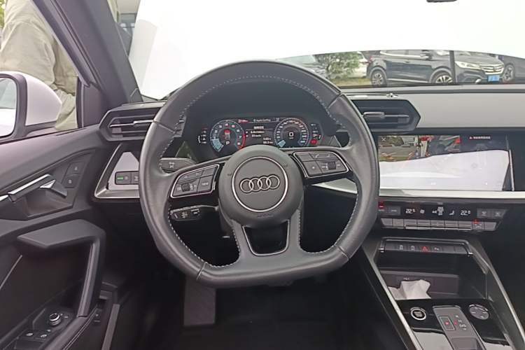Used Audi A3 2022 Sportback 35 TFSI Fashionable Sports Model Steering Wheel