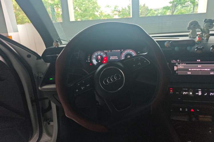 Used Audi A3 2022 A3L Limousine 35 TFSI Fashion Sport Model Steering Wheel