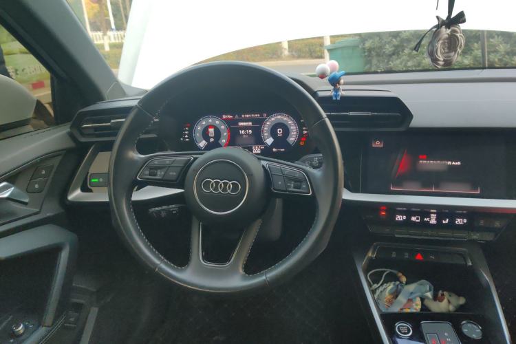Used Audi A3 2022 A3L Limousine 35 TFSI Fashion Sport Model Steering Wheel