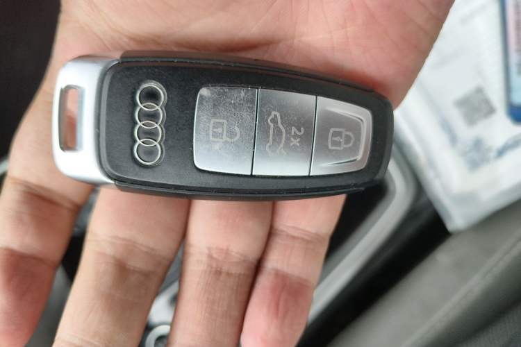 Used Audi A3 2022 Sportback 35 TFSI Advanced Style Edition Vehicle Key
