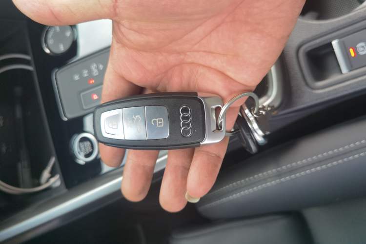 Used Audi A3 2022 Sportback 35 TFSI Fashionable Sports Model Vehicle Key