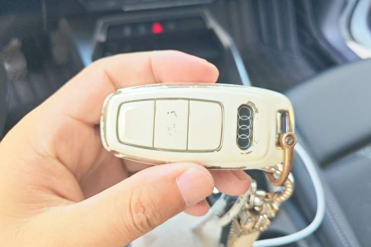 Used Audi A3 2022 A3L Limousine 35 TFSI Fashion Sport Model Vehicle Key