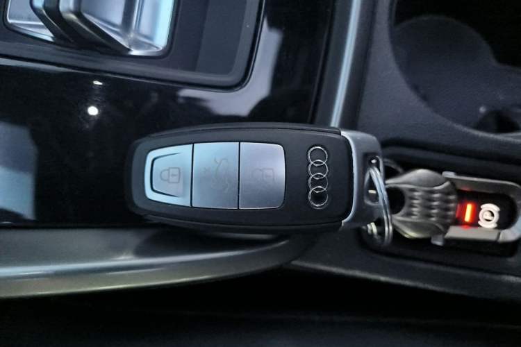 Used Audi A3 2022 A3L Limousine 35 TFSI Fashion Sport Model Vehicle Key