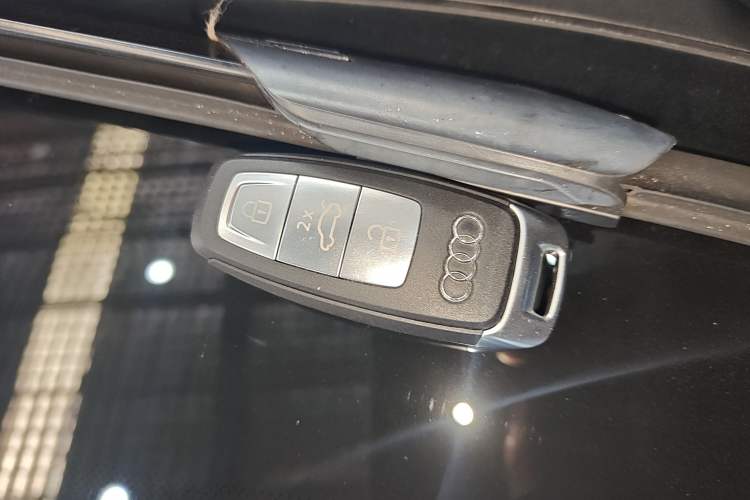 Used Audi A3 2022 A3L Limousine 35 TFSI Fashion Sport Model Vehicle Key