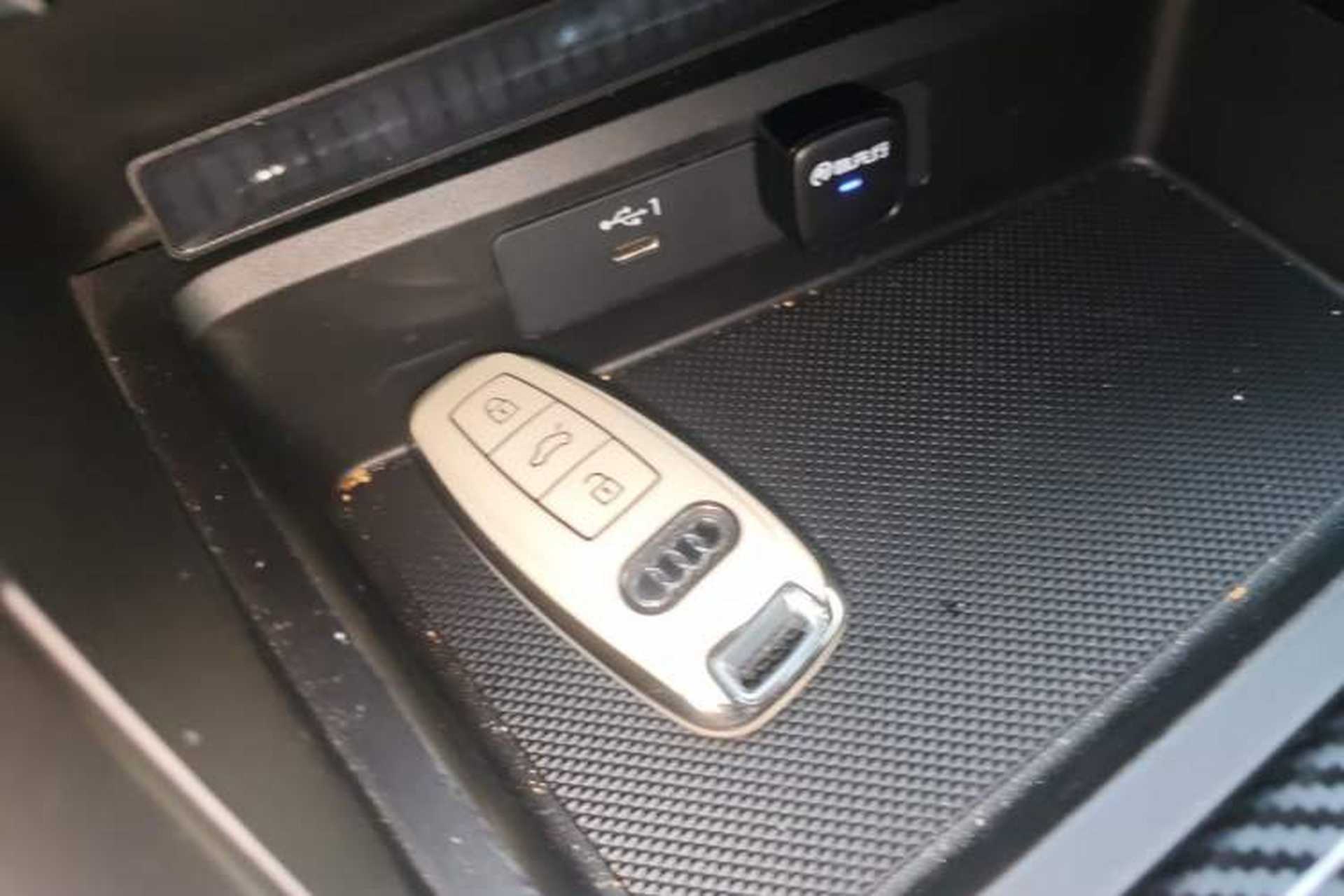 Used Audi A3 2022 A3L Limousine 35 TFSI Fashion Sport Model Vehicle Key