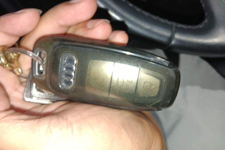 Used Audi A3 2022 A3L Limousine 35 TFSI Fashionable and Elegant Model Vehicle Key