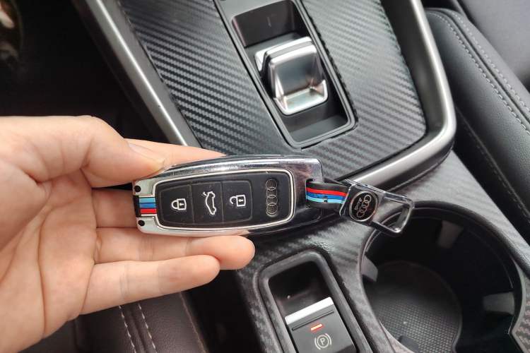 Used Audi A3 2022 A3L Limousine 35 TFSI Fashion Sport Model Vehicle Key