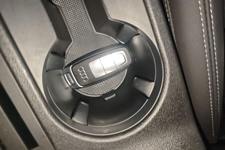 Used Audi A3 2022 Sportback 35 TFSI Fashionable Sports Model Vehicle Key