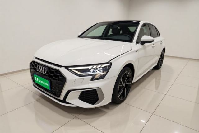 Używany Audi A3 2022 Sportback 35 TFSI Fashionable Sports Model