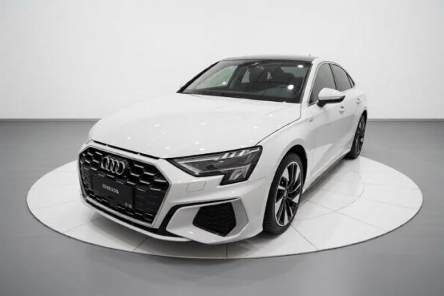 Audi A3 2022 A3L Limousine 35 TFSI Fashion Sport Model с пробегом