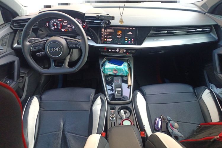 Used Audi A3 2023 Restyled A3L Limousine 35 TFSI Fashion Sport Edition Center Console
