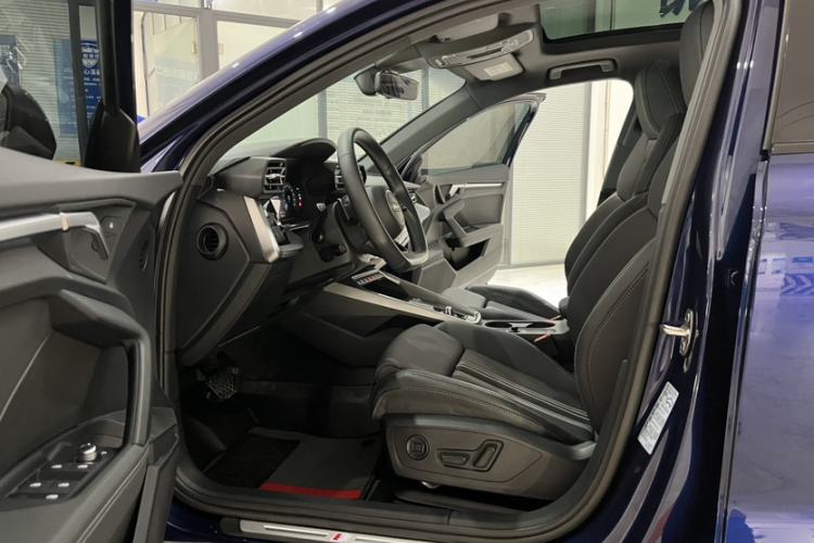 Used Audi A3 2023 Restyled A3L Limousine 35 TFSI Fashion Sport Edition Interior 5