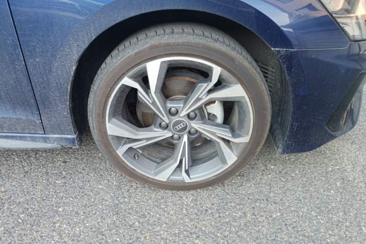 Used Audi A3 2023 Restyled A3L Limousine 35 TFSI Fashion Sport Edition Right Front Wheel Hub