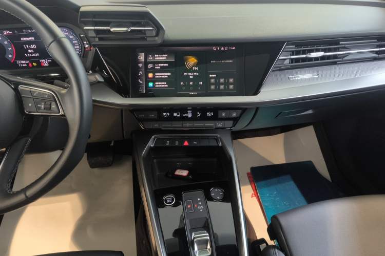 Used Audi A3 2023 Restyled A3L Limousine 35 TFSI Fashion Sport Edition Audio And AC Panel