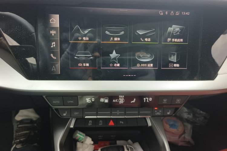 Used Audi A3 2023 Restyled A3L Limousine 35 TFSI Fashion Sport Edition Audio And AC Panel