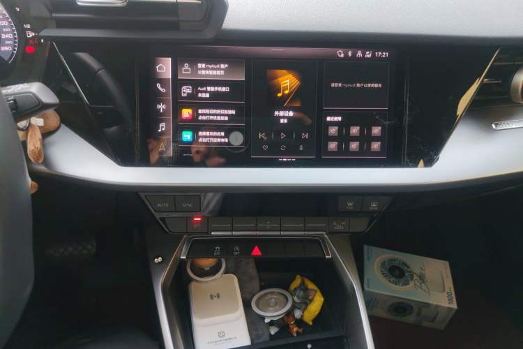 Used Audi A3 2023 Restyled Sportback 35 TFSI Progressive Sport Edition Audio And AC Panel