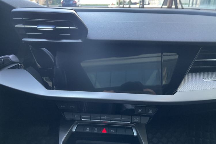 Used Audi A3 2023 Restyled A3L Limousine 35 TFSI Fashion Sport Edition Audio And AC Panel