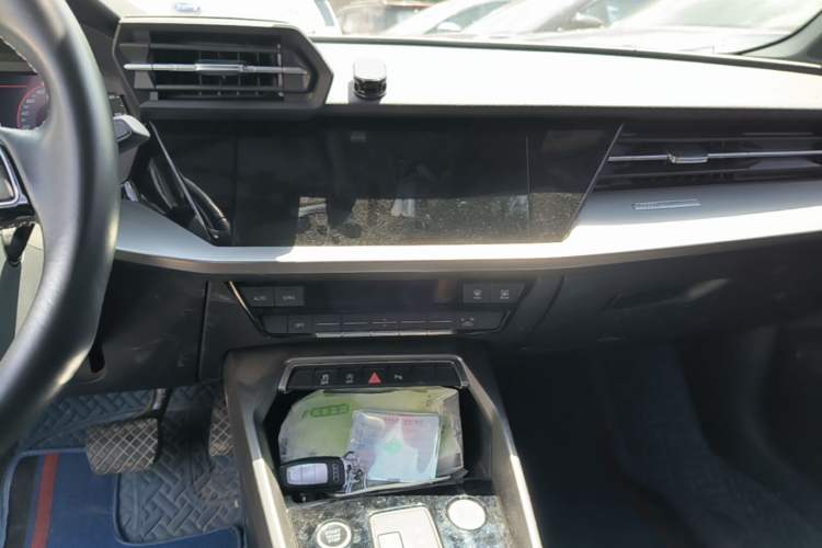 Used Audi A3 2023 Restyled A3L Limousine 35 TFSI Fashion Sport Edition Audio And AC Panel
