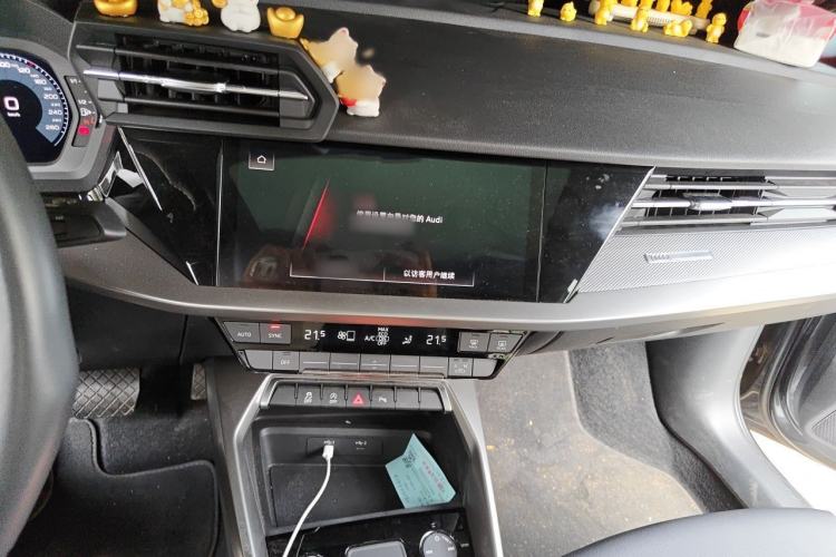 Used Audi A3 2023 Restyled A3L Limousine 35 TFSI Fashion Sport Edition Audio And AC Panel